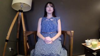 亚一姐君威车模送过来的闺蜜，甜美大方被内射了【简 介内有约炮渠道】